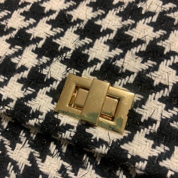 Last one left! Houndstooth Tweed Crossbody Bag - Picture 11 of 13